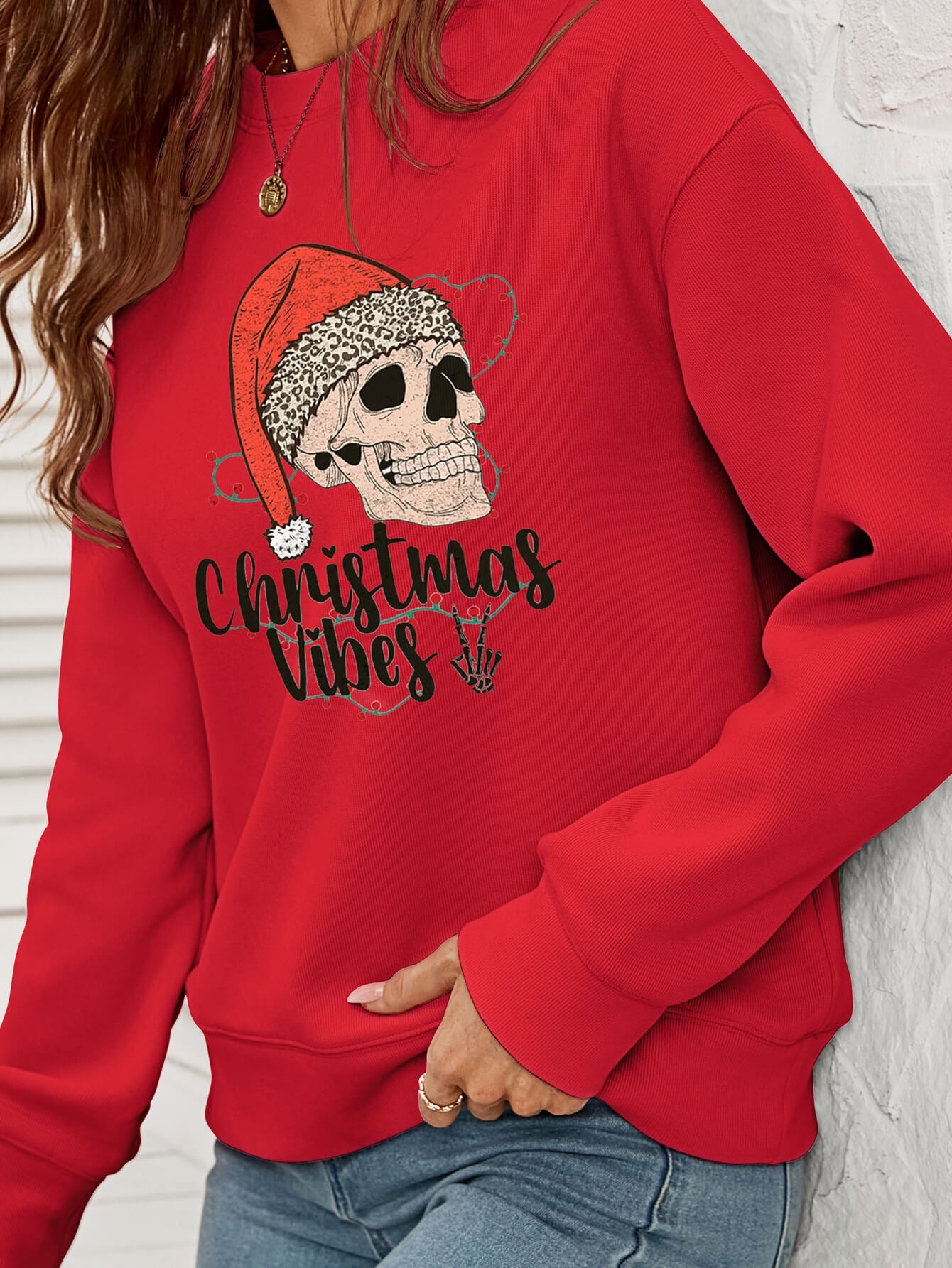 Christmas Skull Graphic Crewneck Sweatshirt