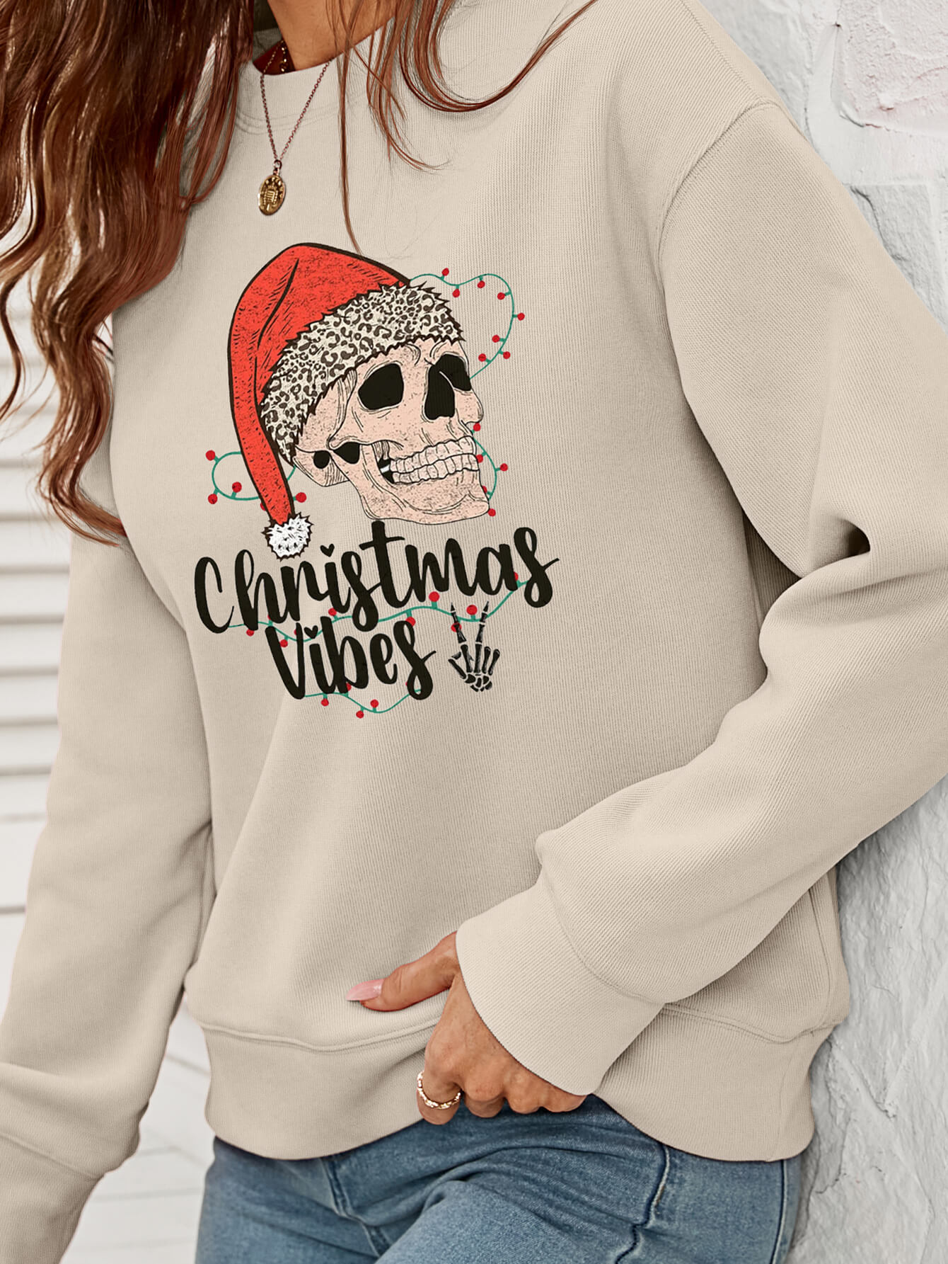 Christmas Skull Graphic Crewneck Sweatshirt