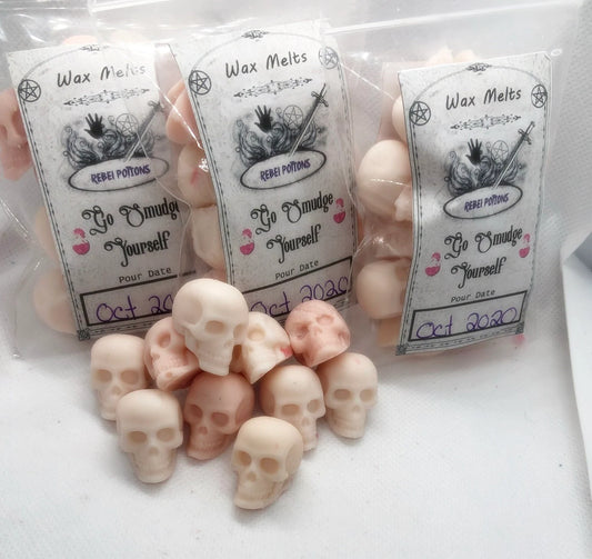 Go Smudge Yourself mini skull wax melts